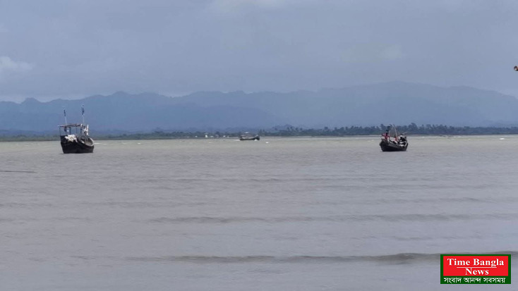 সেন্টমার্টিন থেক গত ৫ দিনে ৭টি ট্রলারসহ ৫৩ জন জেলে অপহরণ করল আরাকান আর্মি