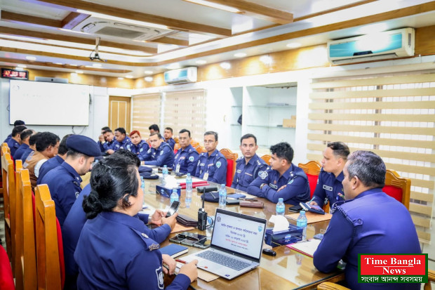 বান্দরবানে নির্বাচনে পুলিশের পেশা দায়িত্ব নিরপেক্ষতা এবং অপরাধ পর্যালোচনা সভা সম্পন্ন