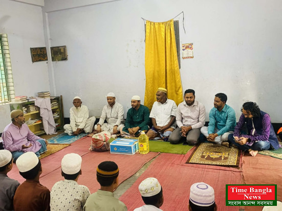 শাজাহানপুরে এতিম শিক্ষার্থীদের মাঝে ইফতার সামগ্রী বিতরণ