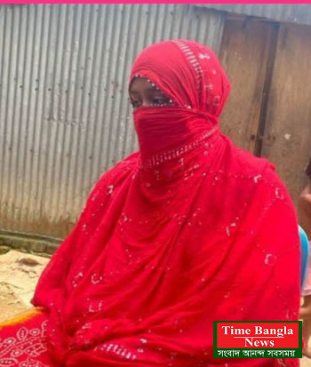নরসিংদী শিবপুর উপজেলায় এক প্রবাসী স্ত্রীকে ঘরে একা পেয়ে জোরপূর্বক ধর্ষণের চেষ্টার অভিযোগ উঠেছে তার চাচা শ্বশুরের বিরুদ্ধে