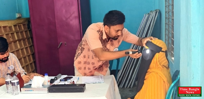 চোখের সেবায় মানবিক উদ্যোগ, দিনাজপুরে দুই শতাধিক মানুষের বিনামূল্যে পরীক্ষা