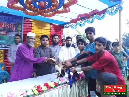 শাজাহানপুরে ছাত্রশিবিরের ফুটবল টুর্নামেন্টের ফাইনাল খেলা অনুষ্ঠিত হয়েছে।