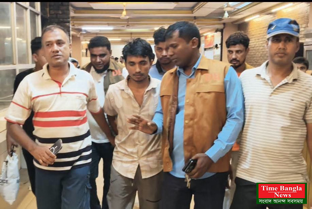 শান্তিগঞ্জে ওসির অভিনব কৌশলে হ্যান্ডকাফসহ পালানো আসামি আটক