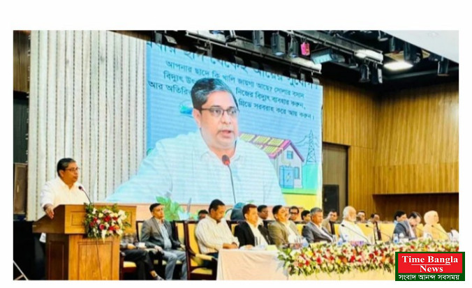 নিজ বাসভবনের ছাদের সৌরবিদ্যুৎ থেকে জাতীয় গ্রিডে ১,২০০ ইউনিট দিয়েছেন প্রধানমন্ত্রী’