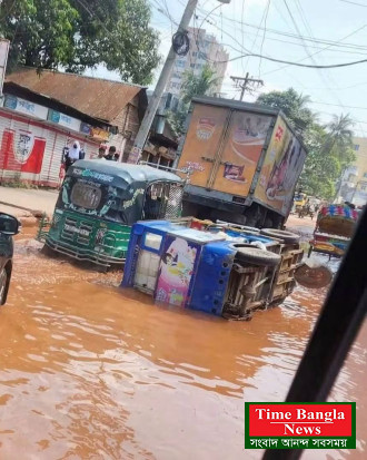 নরসিংদী মাধবদী পৌরসভা রাস্তাঘাটের বেহাল দশা জনদুর্ভোগ চরমে জরুরি মেরামতের দাবি পৌরবাসী